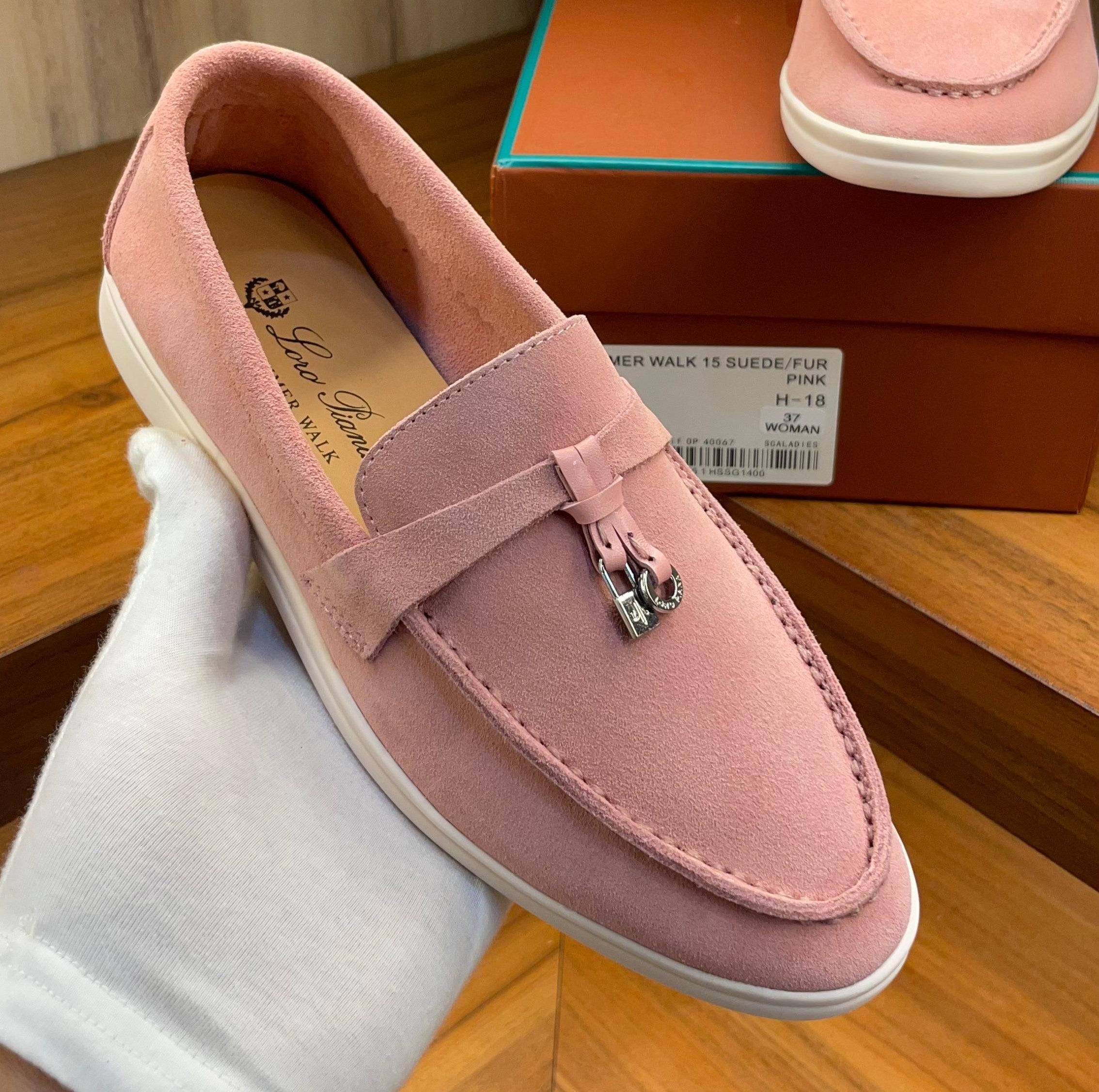 未使用Loro Piana Summer Walk ピンクローファー 24cm Summer Charms Walk Loafer Suede Noisette Rose | Loro Piana US