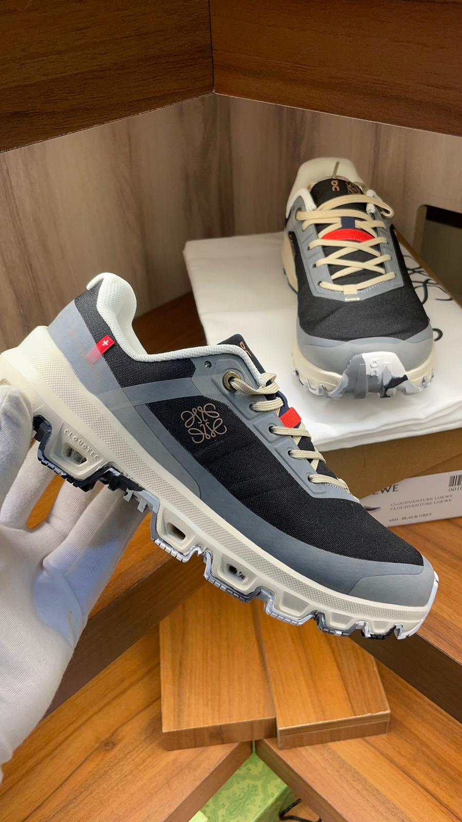 On Cloud x Loewe Sneakers Dark Gray & Gray