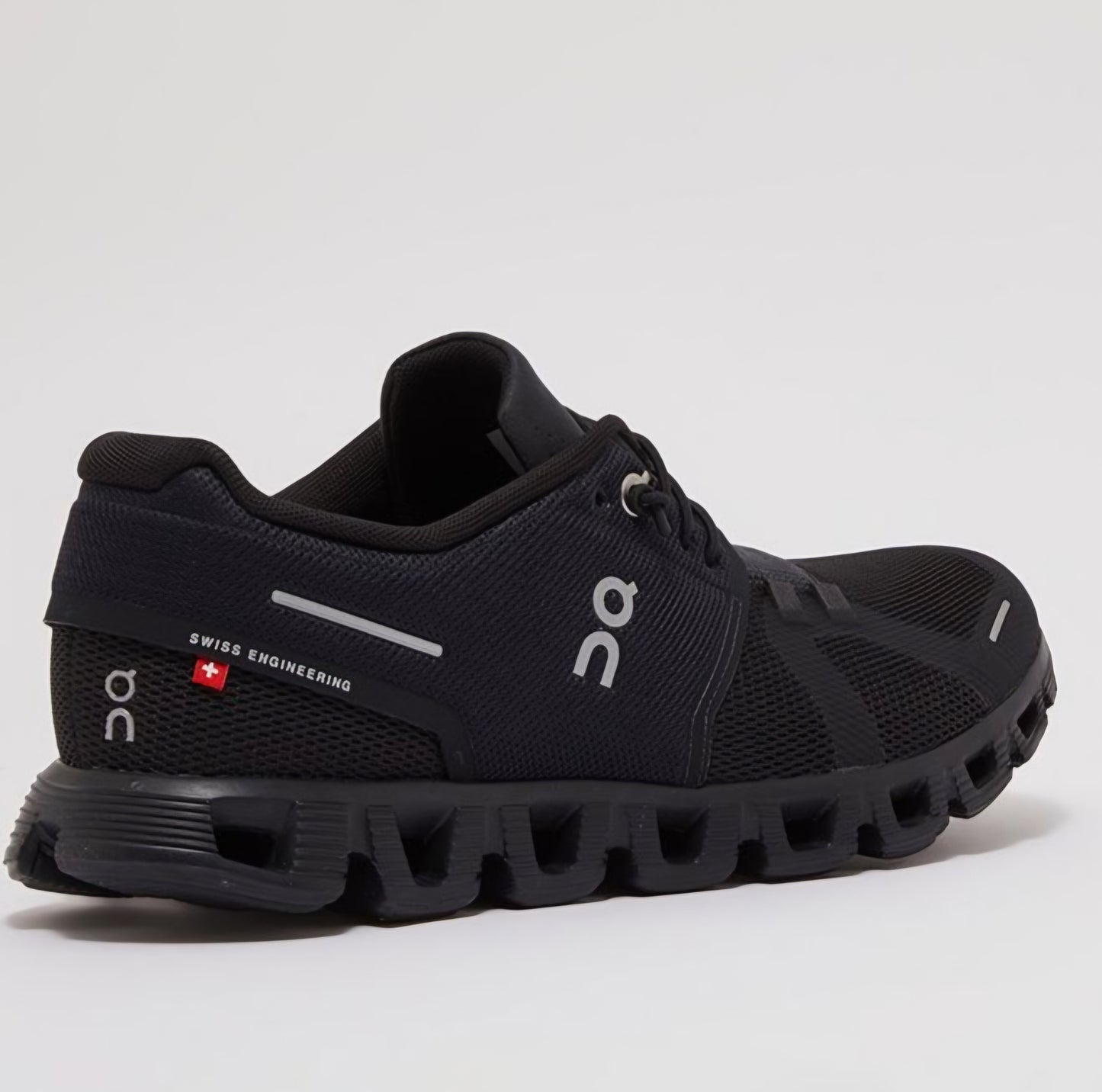 On Cloud Sneakers Black
